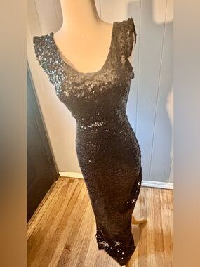 Sequined Black Scoop-Neck Evening Dress